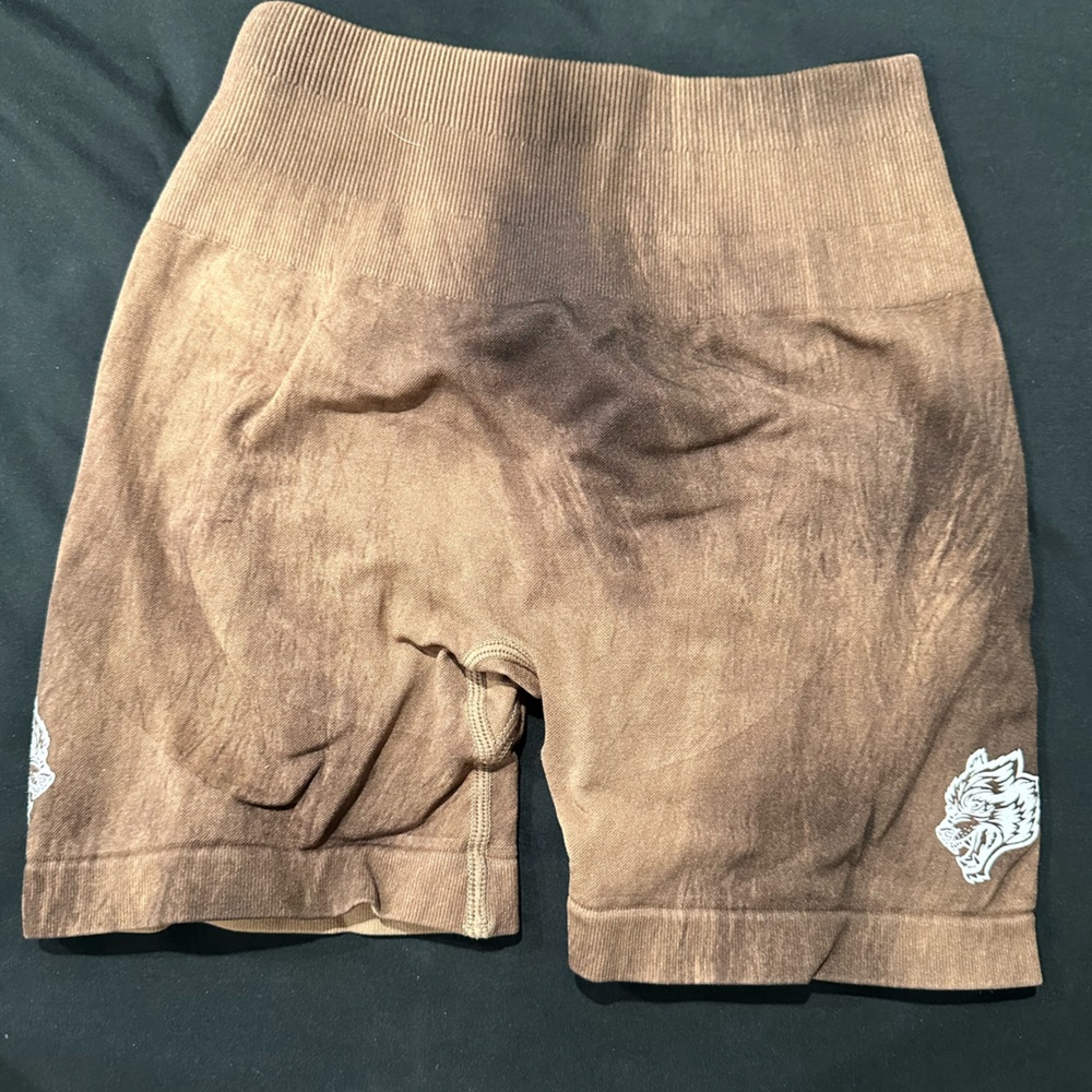 Womens darc sport seamless wolf fur brown shorts